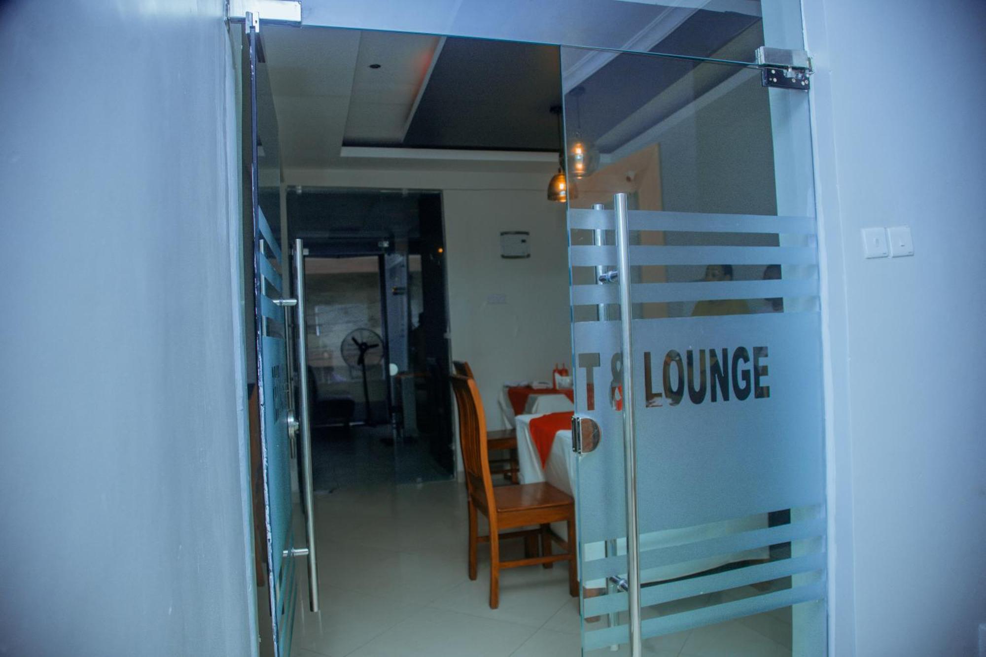 Le Grand Marie Hotel Dar es Salaam Bagian luar foto
