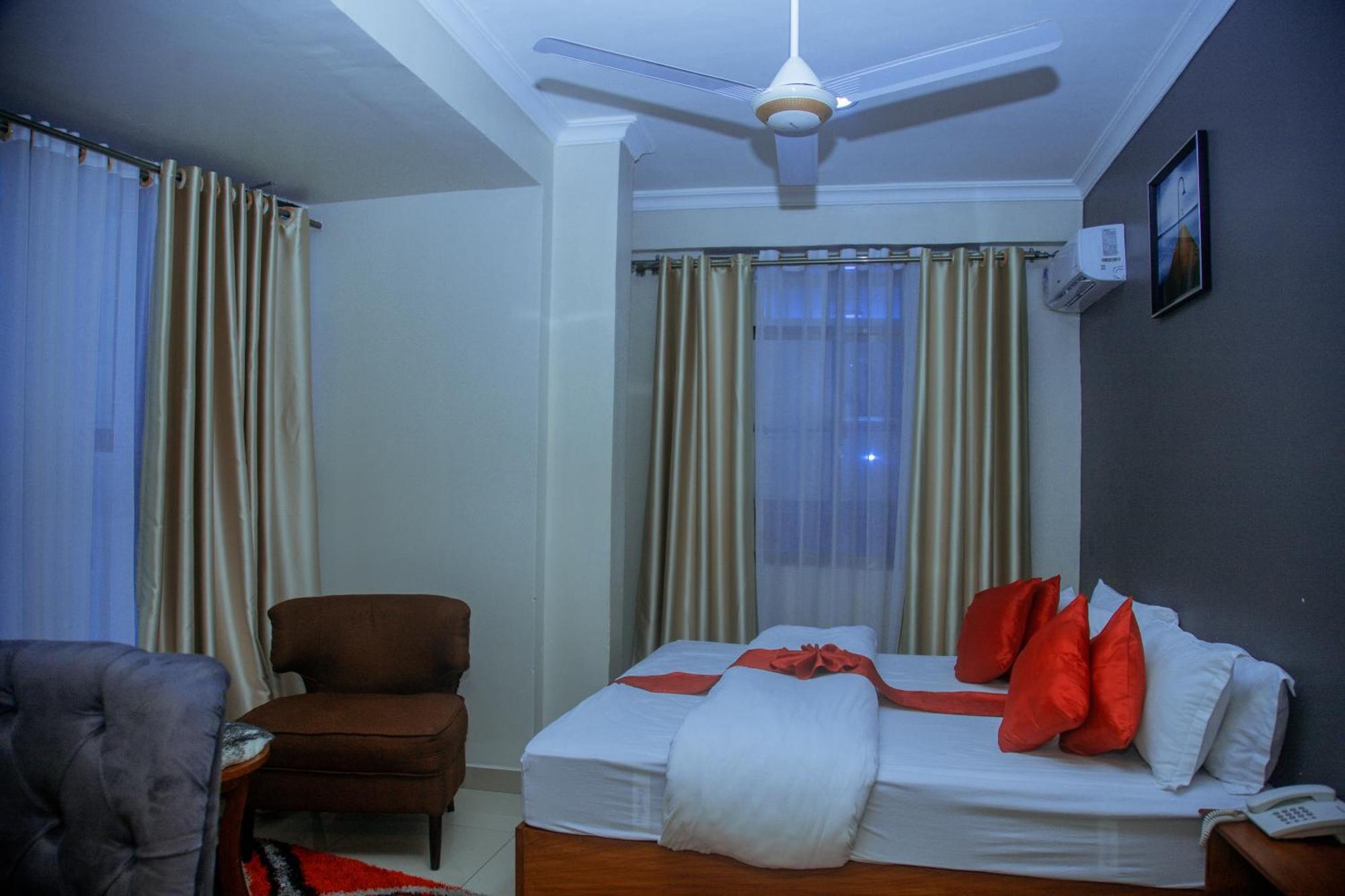 Le Grand Marie Hotel Dar es Salaam Bagian luar foto
