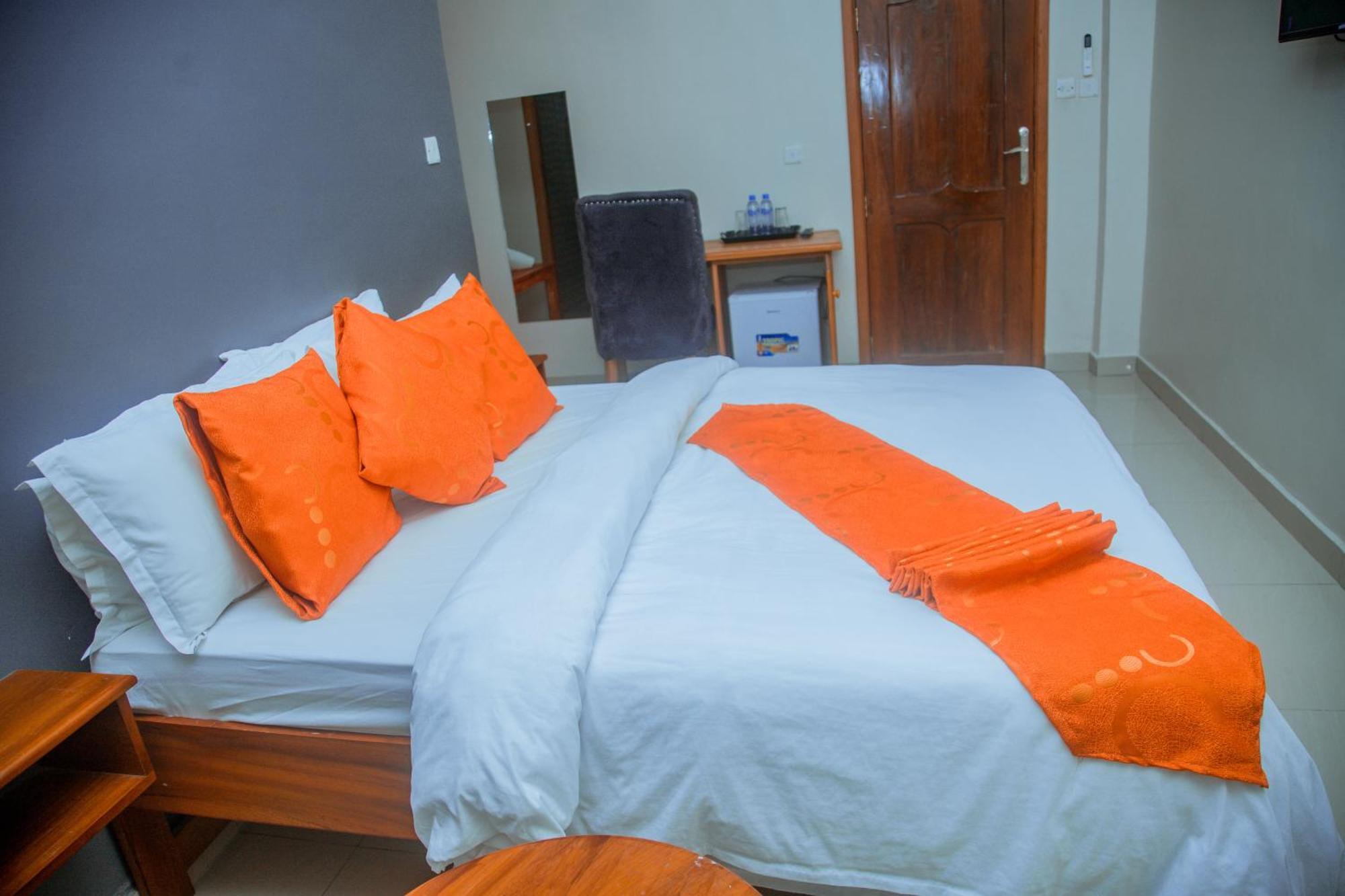 Le Grand Marie Hotel Dar es Salaam Bagian luar foto