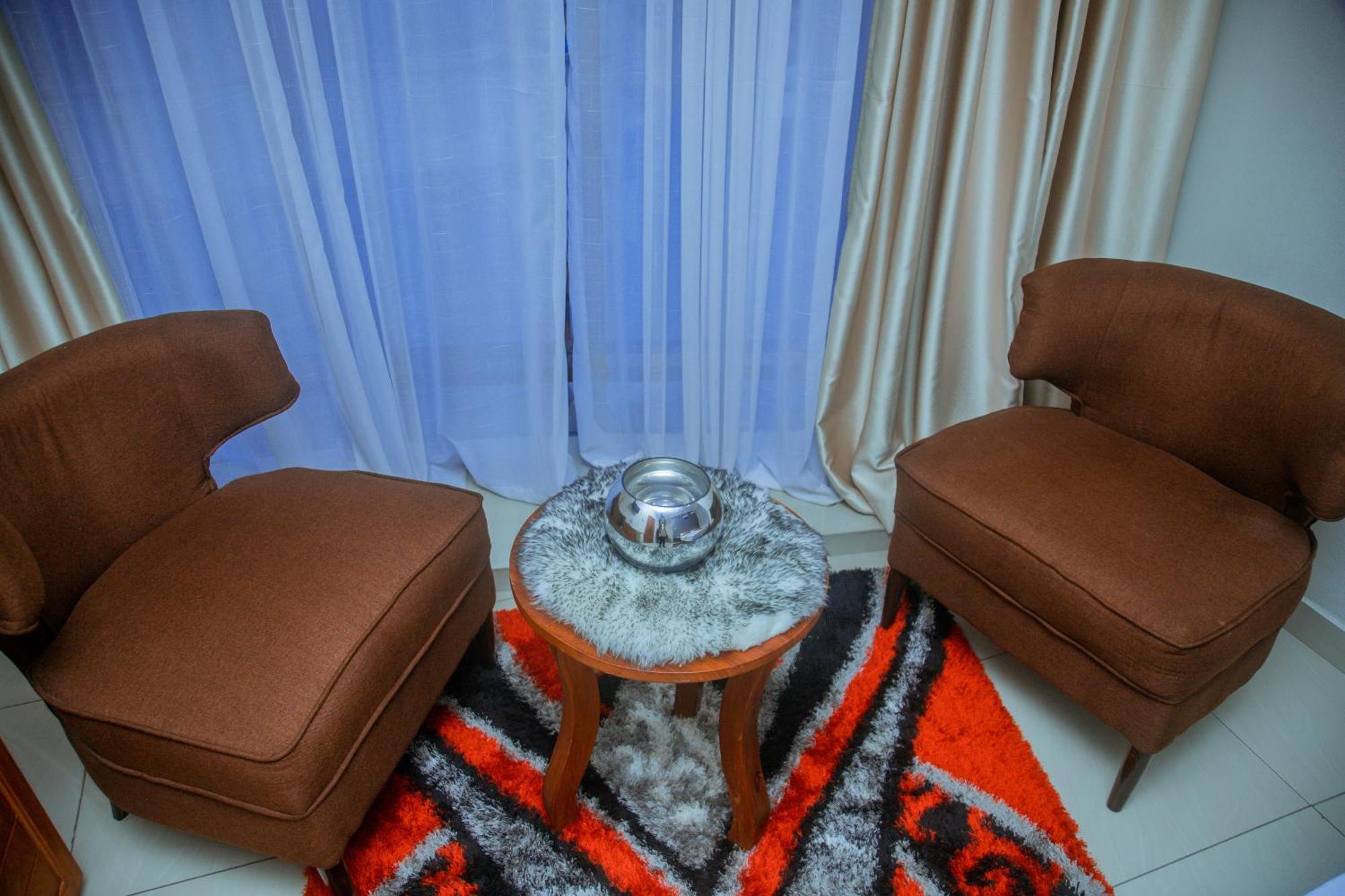 Le Grand Marie Hotel Dar es Salaam Bagian luar foto