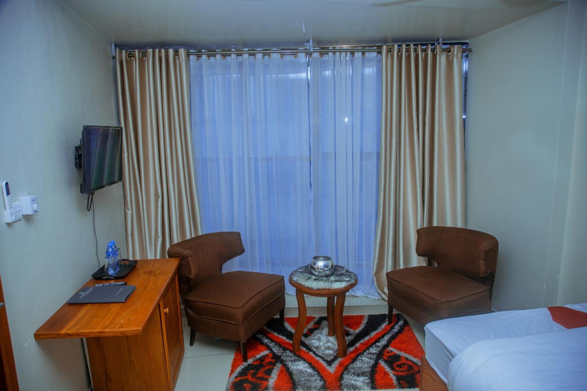 Le Grand Marie Hotel Dar es Salaam Bagian luar foto