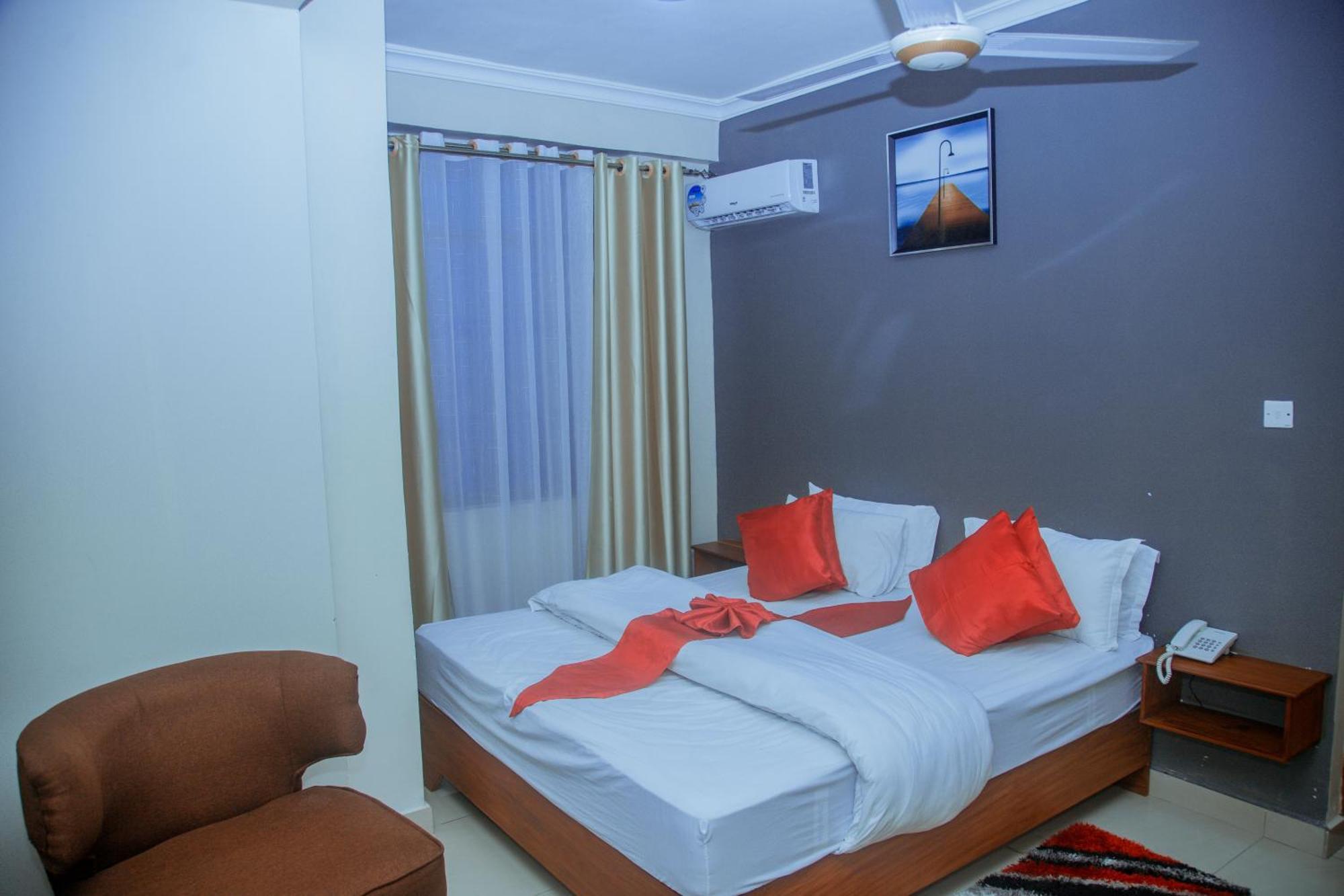 Le Grand Marie Hotel Dar es Salaam Bagian luar foto