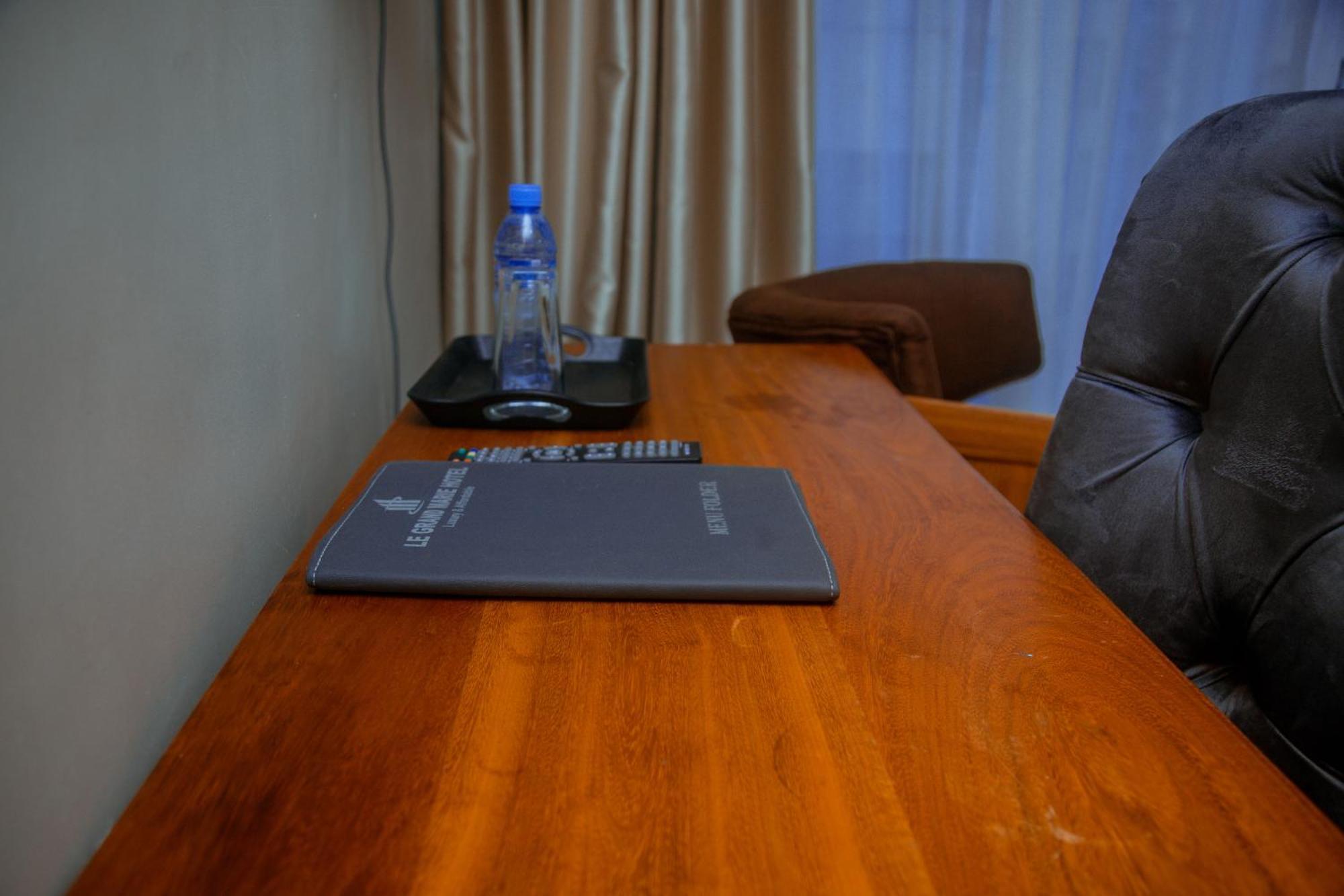 Le Grand Marie Hotel Dar es Salaam Bagian luar foto