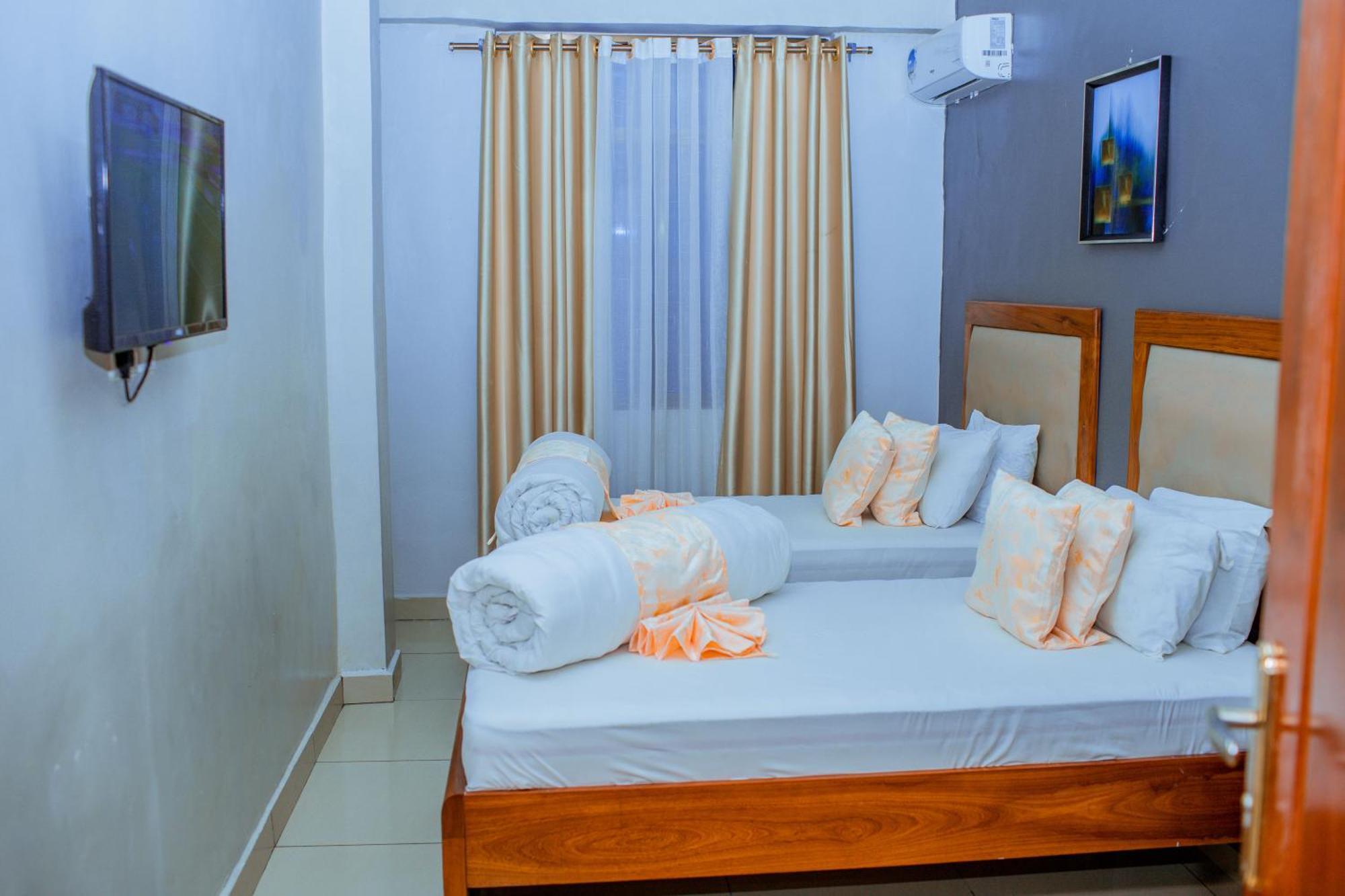 Le Grand Marie Hotel Dar es Salaam Bagian luar foto