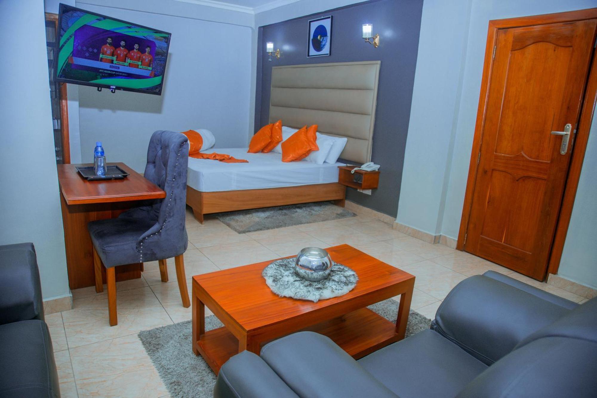 Le Grand Marie Hotel Dar es Salaam Bagian luar foto