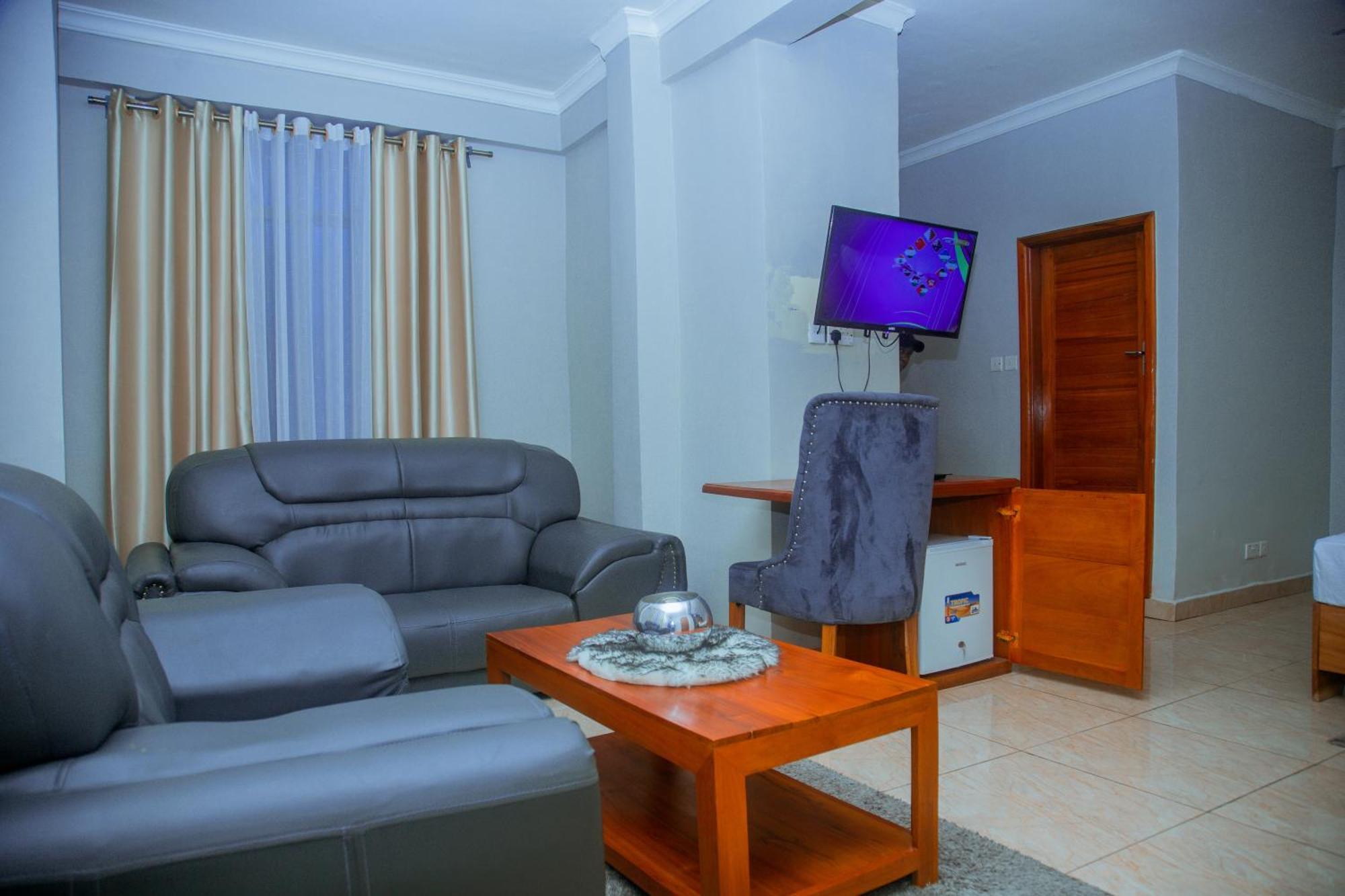 Le Grand Marie Hotel Dar es Salaam Bagian luar foto