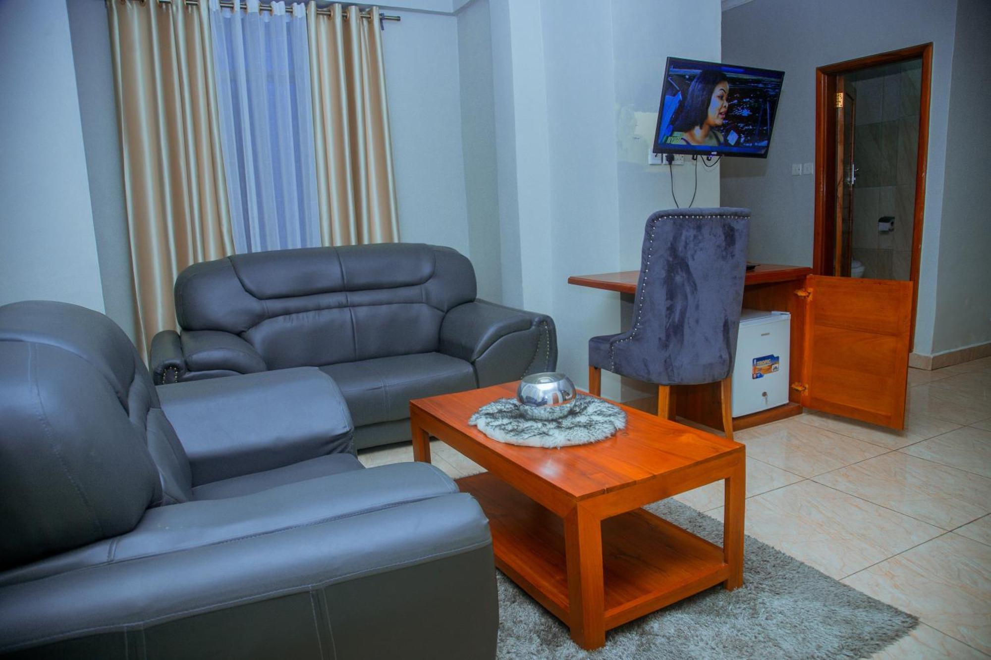 Le Grand Marie Hotel Dar es Salaam Bagian luar foto